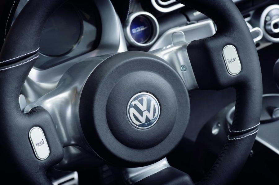  Volkswagen EcoRacer Concept 2005 года  (фото 17 из 32)